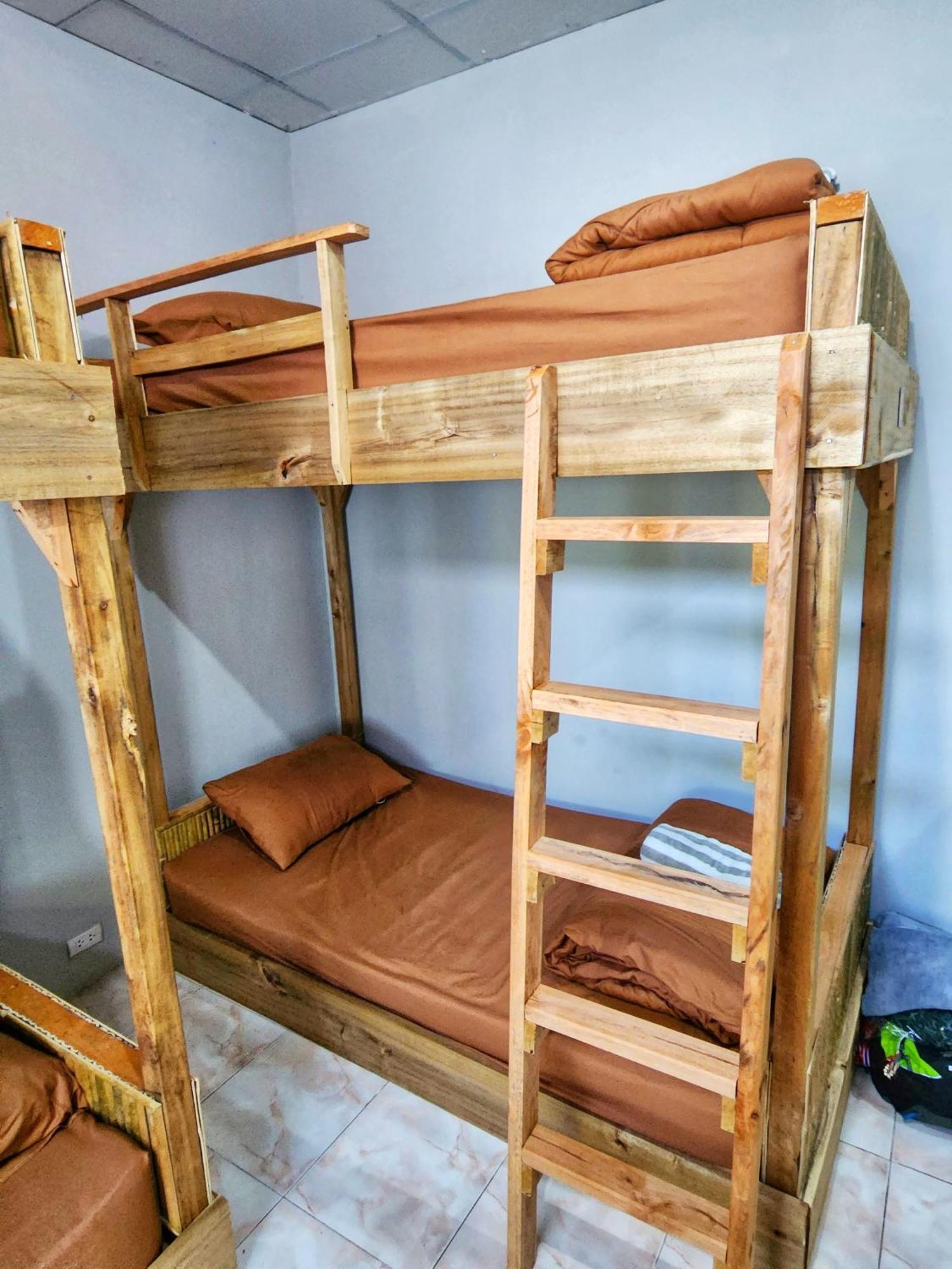 Seven Nine Hostel - Calm Place To Sleep Baan Tai Exterior photo